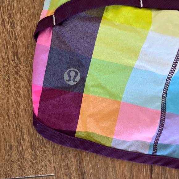 ✨ Lululemon speed-ups✨ - Picture 2 of 3